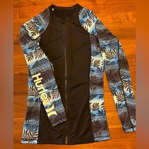 Hurley Women's S Long Sleeve Zip Rashguard